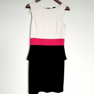 Saks Fifth Avenue Black Label Dress Size 4